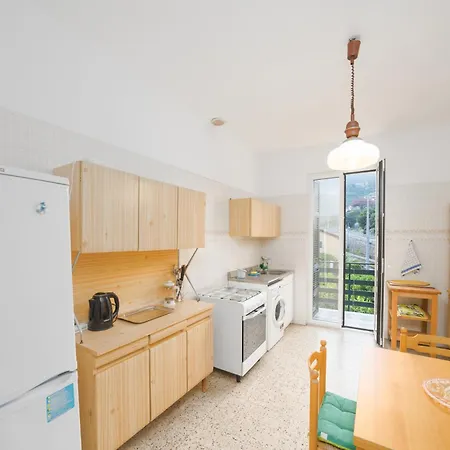 Apartament Stunning In A Near The